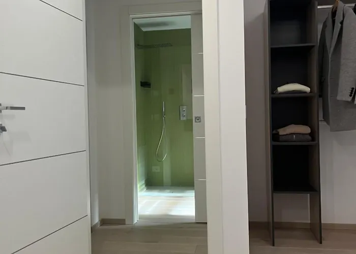 Singella24